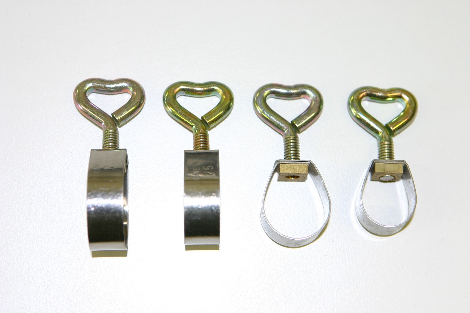 Rohrschelle Metall inkl. Schraube